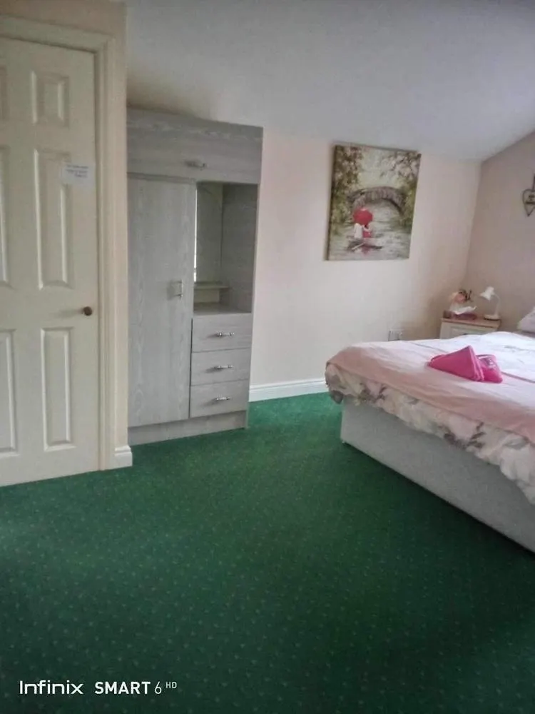 Pensionat Edwards Cosy B&B Galway